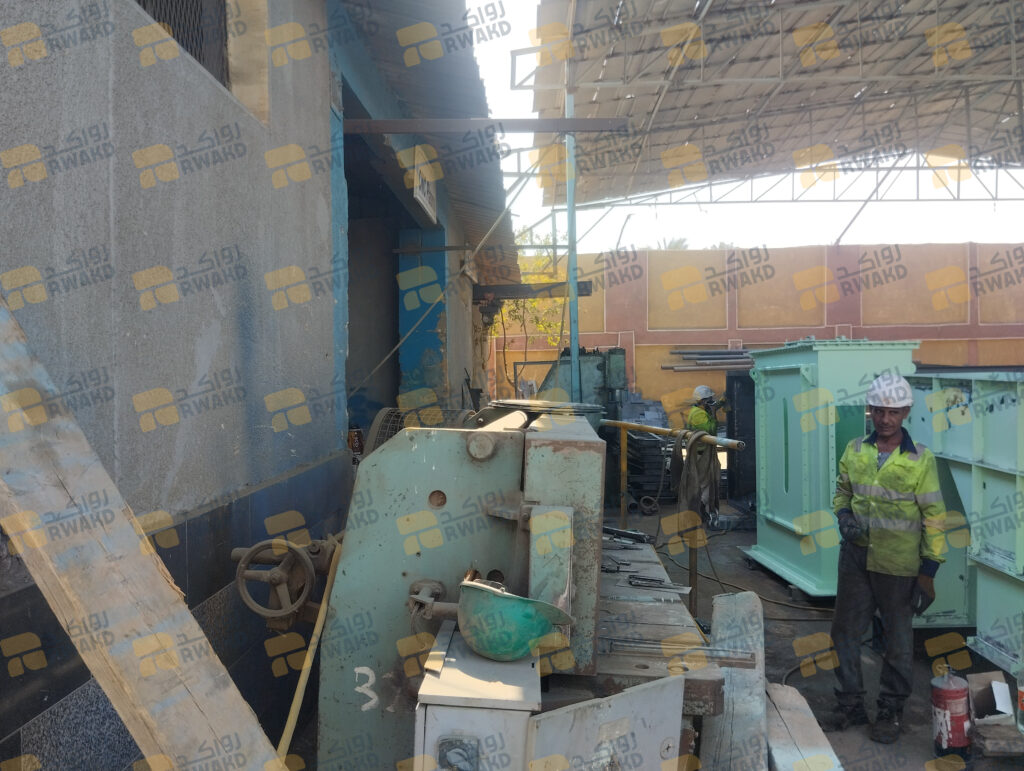 تناية حديد و ماكينة CNC وماكينات لحام لمصنع حديد – معدات صناعية مستعملة للبيع